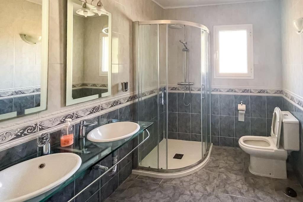 Apartment 103-penthouse Apartment, Stunning Views,